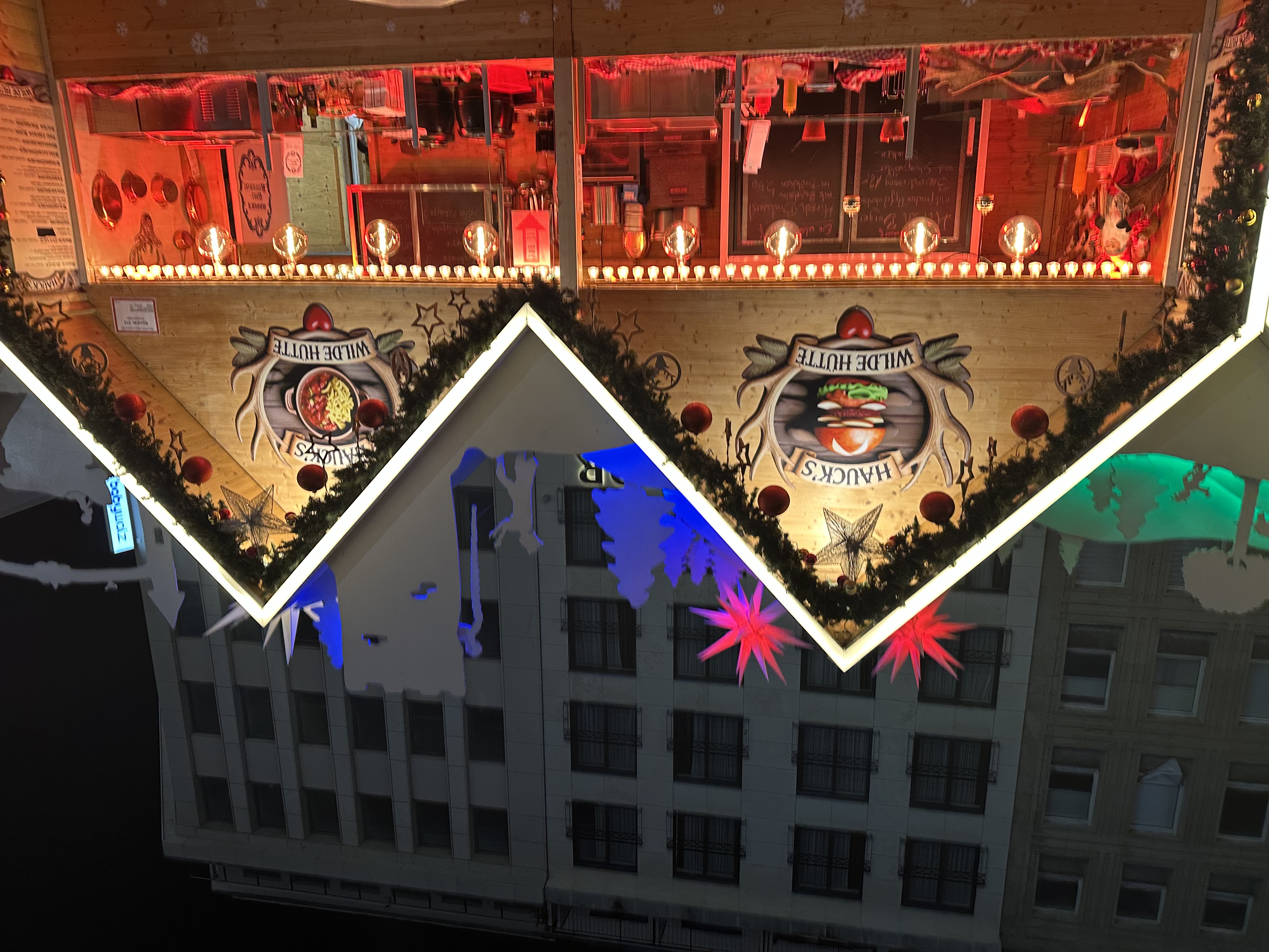 Wilde Hütte am Carlsplatz